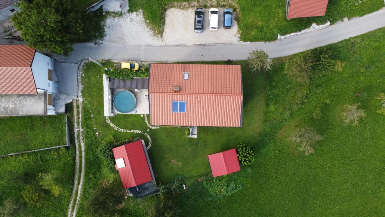 Apartma Logar โคบาริด ภายนอก รูปภาพ