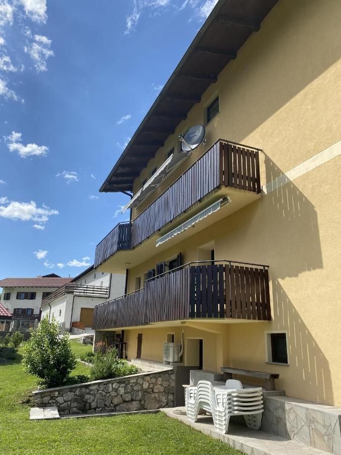 Apartma Logar โคบาริด ภายนอก รูปภาพ