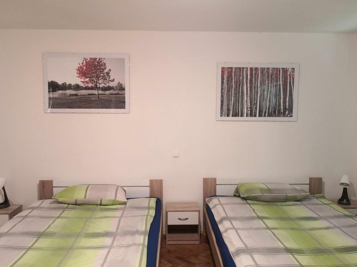 Apartma Logar โคบาริด ภายนอก รูปภาพ